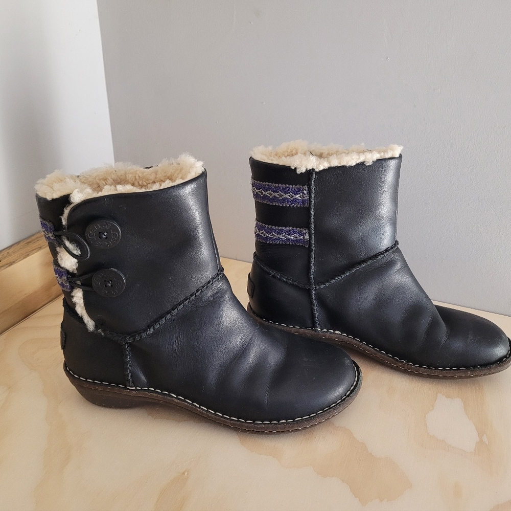 Ugg Lillie Boots sz 8